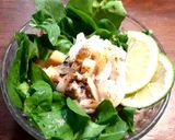 　鯖水煮缶、新わかめ、三つ葉のソテー作り方6写真