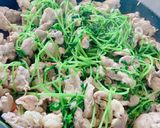 【包丁要らず！】豆苗と豚肉のレモン炒め作り方4写真