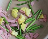 新じゃがとアスパラとベーコンのマヨ炒め作り方4写真