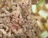 豚バラ薄切り肉と春菊の簡単すき焼き風煮作り方2写真