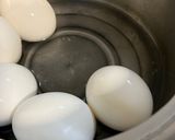 鍋シェイクで殻スルッ⭐︎ゆで卵の剥き方作り方1写真