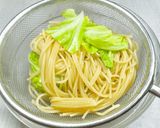 95℃ 春キャベツとからすみスパゲッティ作り方35写真