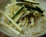 ズッキーニと塩昆布のサラダ作り方4写真