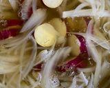 味噌汁　さつま芋・なす・玉ねぎ作り方5写真