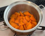 【離乳食OK】小鍋で甘くなる蒸しにんじん作り方3写真