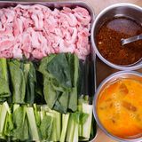 豚肉と小松菜の✨和風おかかポン酢卵炒め🍚作り方1写真