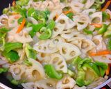 れんこんとかぐら南蛮の炒め煮。作り方7写真