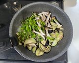 出汁入り味噌で、ナスとピーマンの味噌炒め作り方6写真