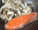 🌟【ワンパン】鮭ときのこの豆乳パスタ＊作り方2写真