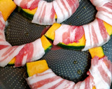 簡単おつまみ！南瓜チーズ豚バラ肉の肉巻き作り方2写真