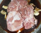 鶏もも肉のニンニク醤油照り焼き煮作り方3写真