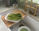 アスパラガスとグリーンピースのリゾット作り方1写真