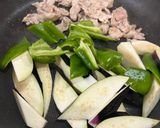 ナスとピーマンと豚肉の味噌炒め作り方4写真