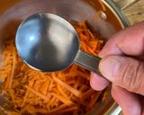 爽やかな卵とにんじんの朝食サラダ作り方5写真