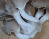 あわび茸と豚肉のマスタードパスタ作り方1写真