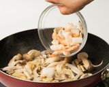 きのこトマトのピリ辛シーフードスパゲティ作り方4写真