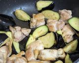 今日の夕飯！厚揚げとナスと鶏肉の甘酢炒め作り方6写真