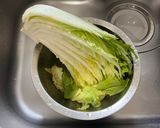 旨味凝縮！塩揉み白菜のワンパン和風パスタ作り方4写真