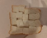 余った食パンで簡単！食パンラスク🍞作り方1写真