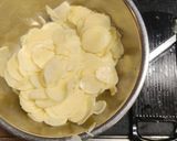 じゃがいもとペコリーノのオーブン焼き作り方1写真