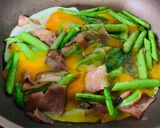 朝ご飯にもうま〜い♡アスパラとベーコンと卵炒め作り方4写真