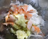 クリーミー★じゃが芋とエビで大根もち作り方3写真