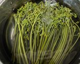 わらびと塩昆布の和え物♪作り方4写真