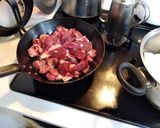 牛すじ　Wo　ビーフシチュー　Ni作り方4写真