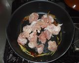 鶏もも肉シメジの豆板醤炒め♪簡単レシピ作り方4写真