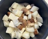 鯖味噌缶と豆腐の中華煮作り方1写真