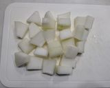 冬瓜と豚ひき肉の中華スープ作り方1写真