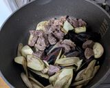 牛スジとナス、ごぼうの味噌コク煮作り方4写真