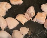 材料2つ！鶏むねブロッコリー の照り焼き作り方1写真