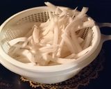 大根皮ゆかりの麺つゆ漬け作り方2写真