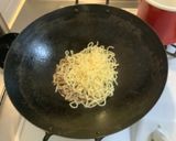 肉なしで絶品！ニラもやしの中華焼きそば作り方5写真