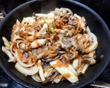 超簡単!豚肉とキノコの味噌クリームパスタ作り方4写真