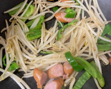 ウインナーともやしとピーマンの炒め物♪作り方1写真