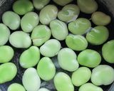 そら豆と鶏肉の粒マスタードマヨサラダ作り方1写真