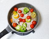 豚厚切り肉の重ね蒸し焼き♬作り方4写真