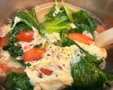 トマトとレタスとふわふわ卵の中華スープ作り方4写真