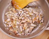 ガッツリスタミナ系☆🤩☆豚バラにら炒飯作り方2写真