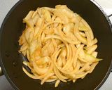 豚バラ肉とセロリと玉ネギの中華炒め作り方5写真