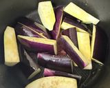 焼きなすと落とし卵の味噌汁作り方3写真
