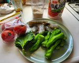 ピリ辛！海老と夏野菜のペペロンチーノ作り方1写真