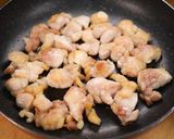 鶏肉のオイスターバター黒胡椒炒め🤩🍚作り方2写真
