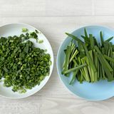 厚揚げ＆にらのピリ辛にんにく味噌炒め作り方2写真