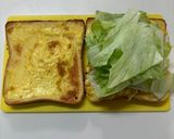 【簡単？朝食】卵サラダレタスホットサンド作り方3写真