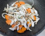 レトルトカレーうどん 水増しレシピ作り方1写真