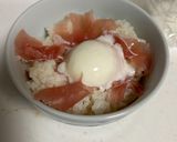 温泉卵と生ハムのドン！（丼）作り方2写真