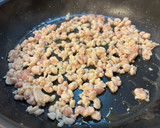 鶏もも粗挽き肉とごぼうの甘辛炒め作り方3写真